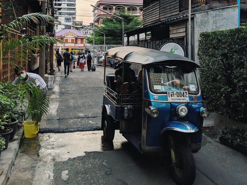 Tuk Tuk Tuk Tuk Mobil